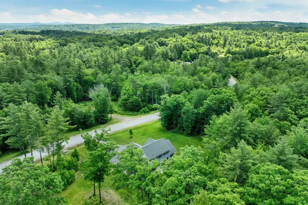 20 Overlook Drive Dunbarton NH 03046