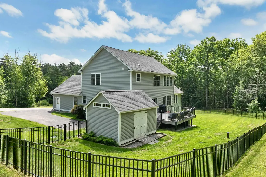 20 Overlook Drive Dunbarton NH 03046