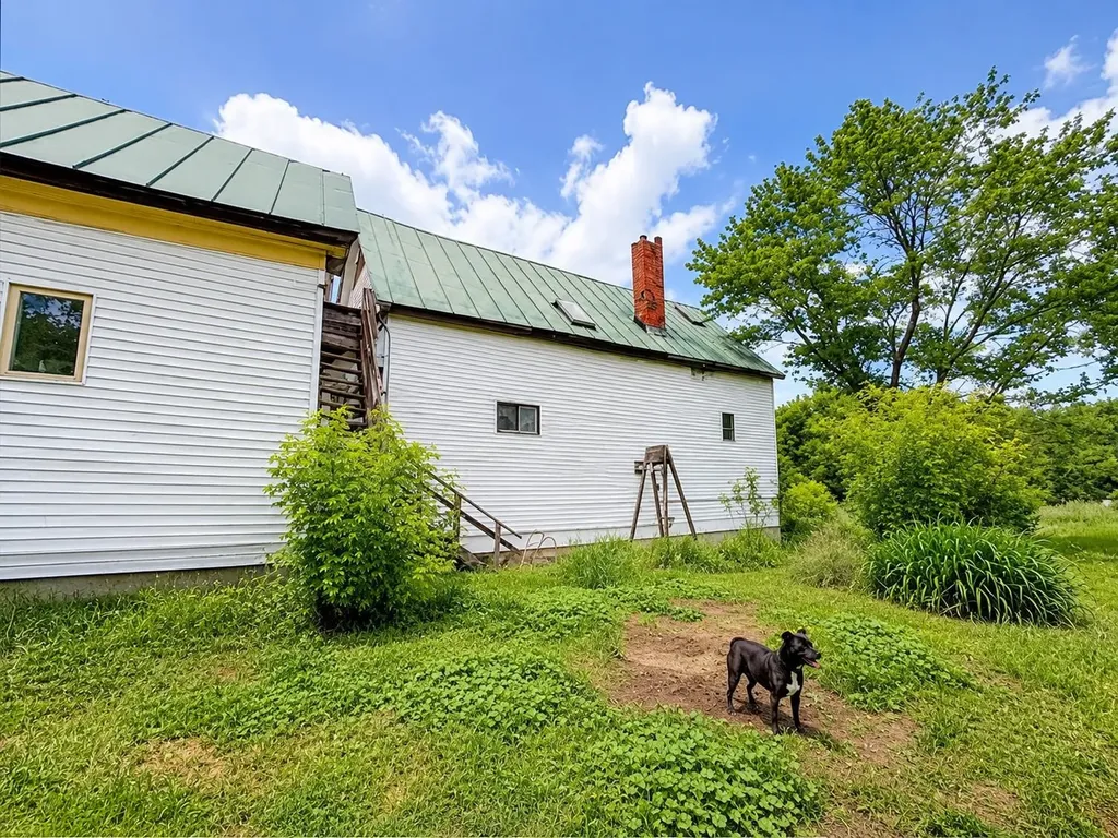 158 Railroad Street Groton VT 05046