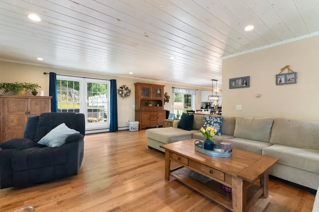 598 Hubbard Hill Road Halifax VT 05358