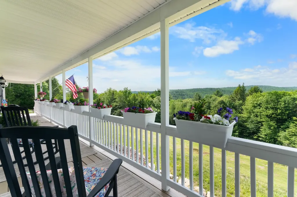 598 Hubbard Hill Road Halifax VT 05358