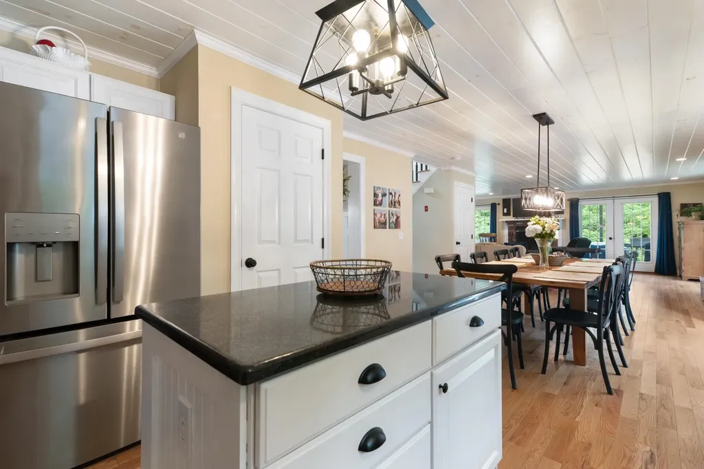 598 Hubbard Hill Road Halifax VT 05358