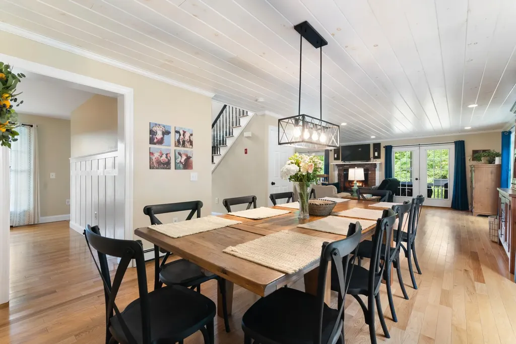 598 Hubbard Hill Road Halifax VT 05358
