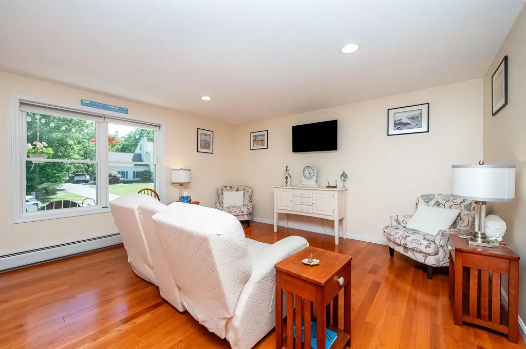 60 Anderson Lane Rochester NH 03867