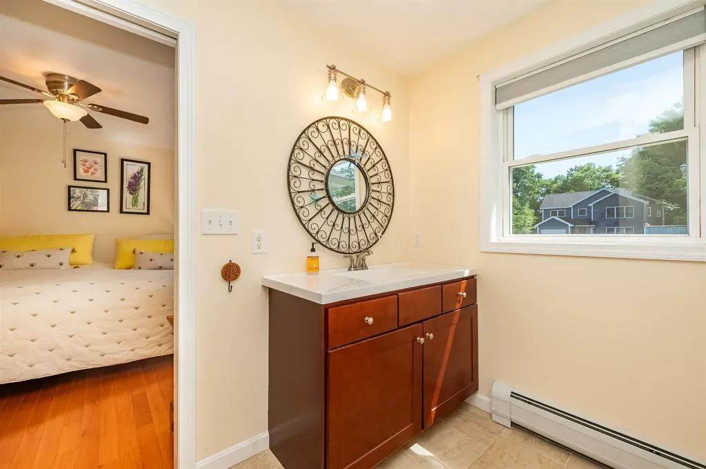 60 Anderson Lane Rochester NH 03867
