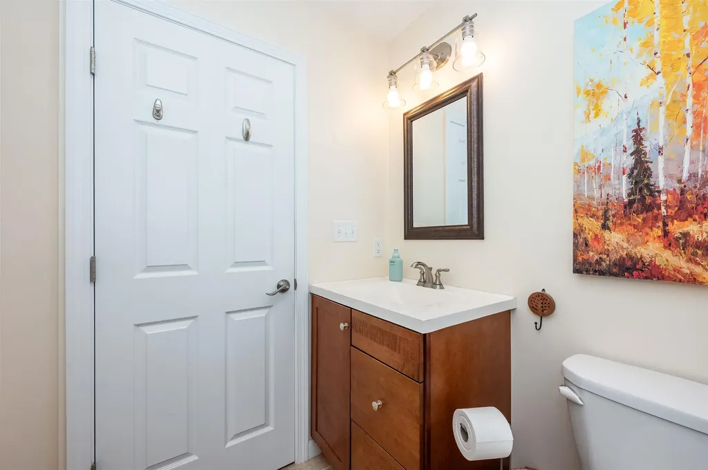 60 Anderson Lane Rochester NH 03867