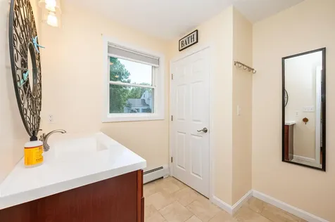60 Anderson Lane Rochester NH 03867