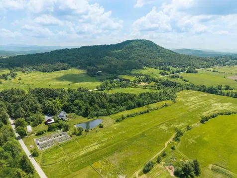 251 Upper Old Town Trail Charlotte VT 05445