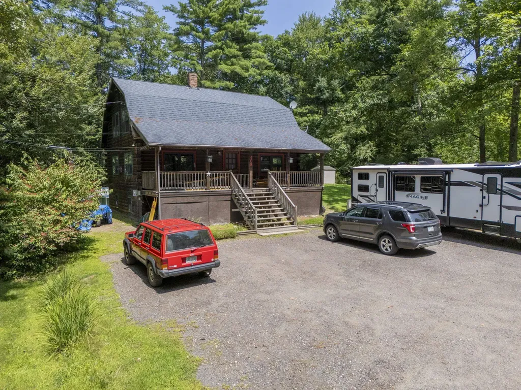 108 Old Bennington Road Greenfield NH 03047