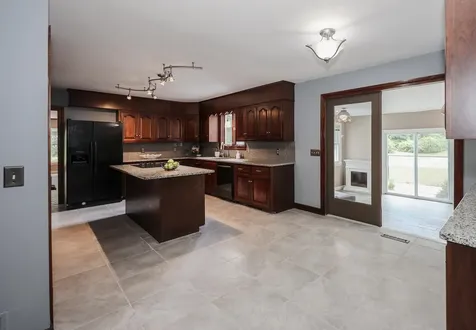 3 Mockingbird Lane Hudson NH 03051