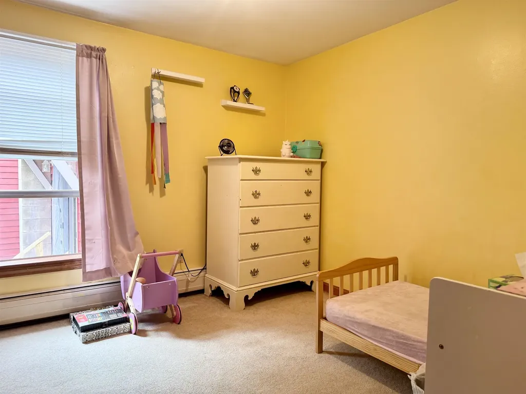 8 Grove Street Jaffrey NH 03452