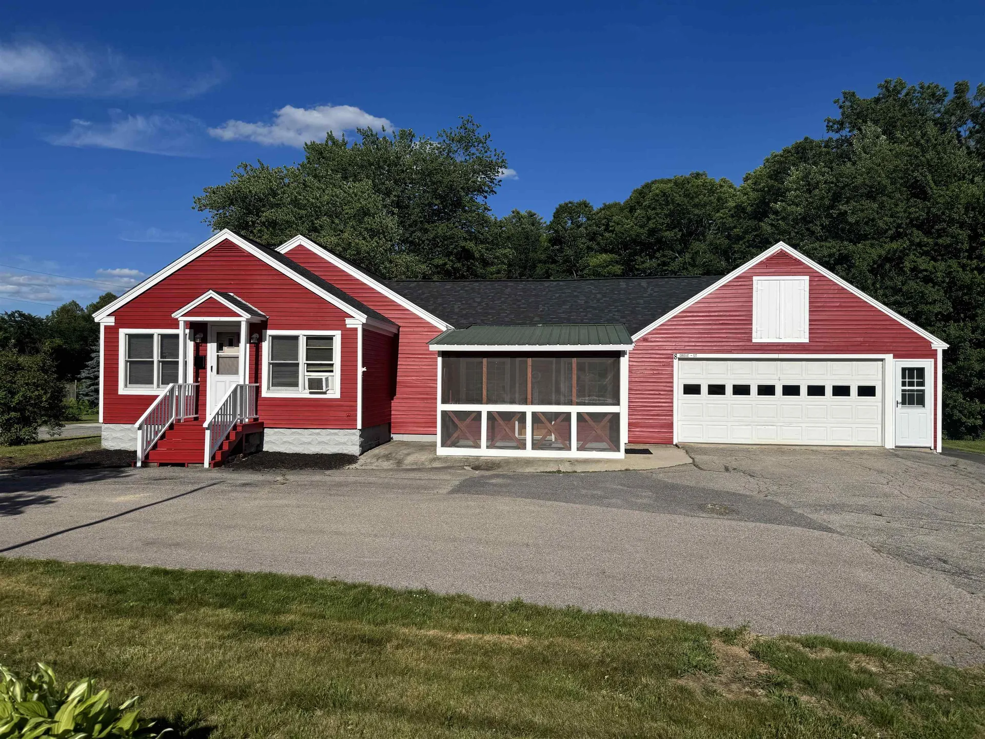 8 Grove Street Jaffrey NH 03452