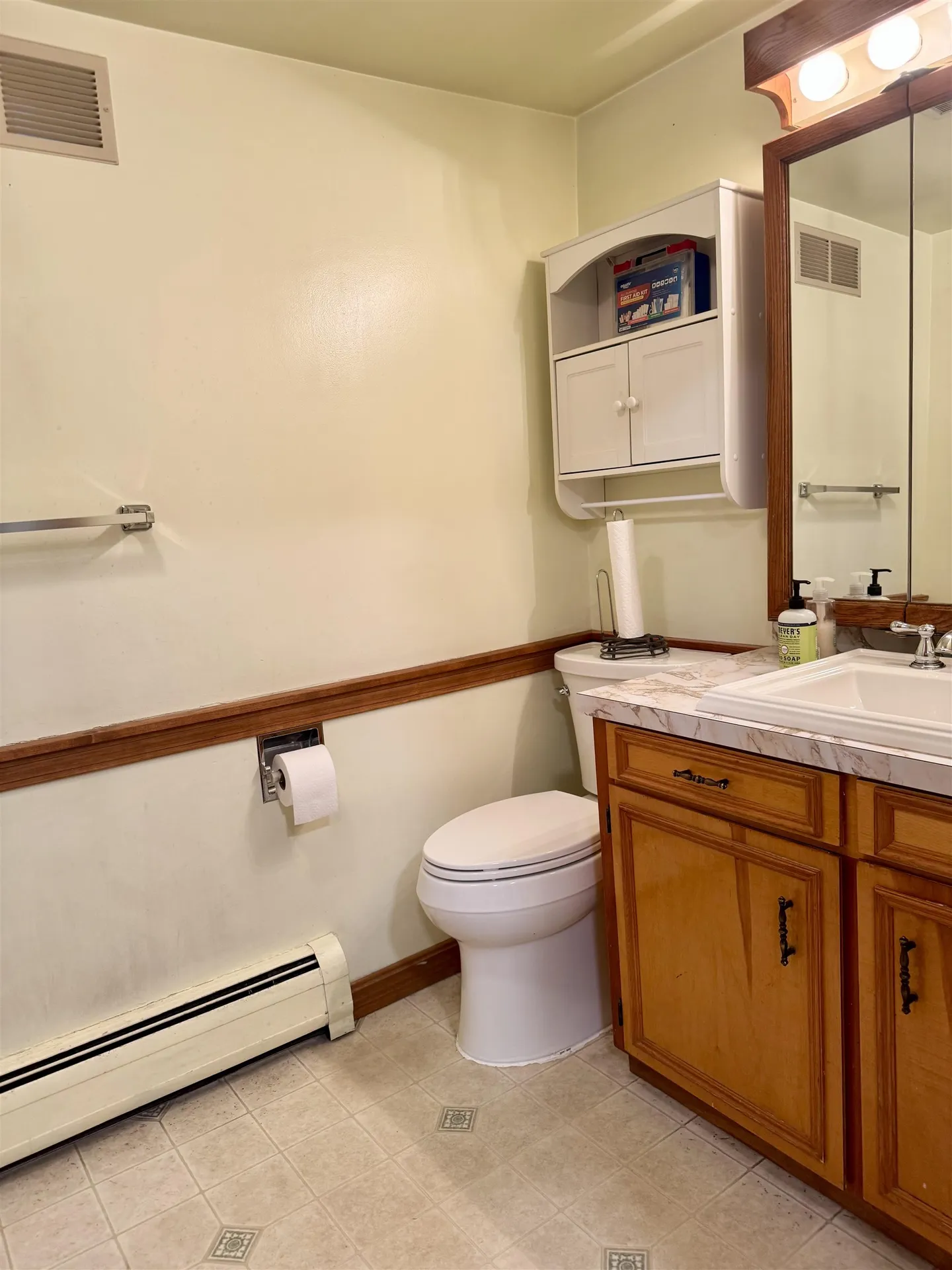 8 Grove Street Jaffrey NH 03452