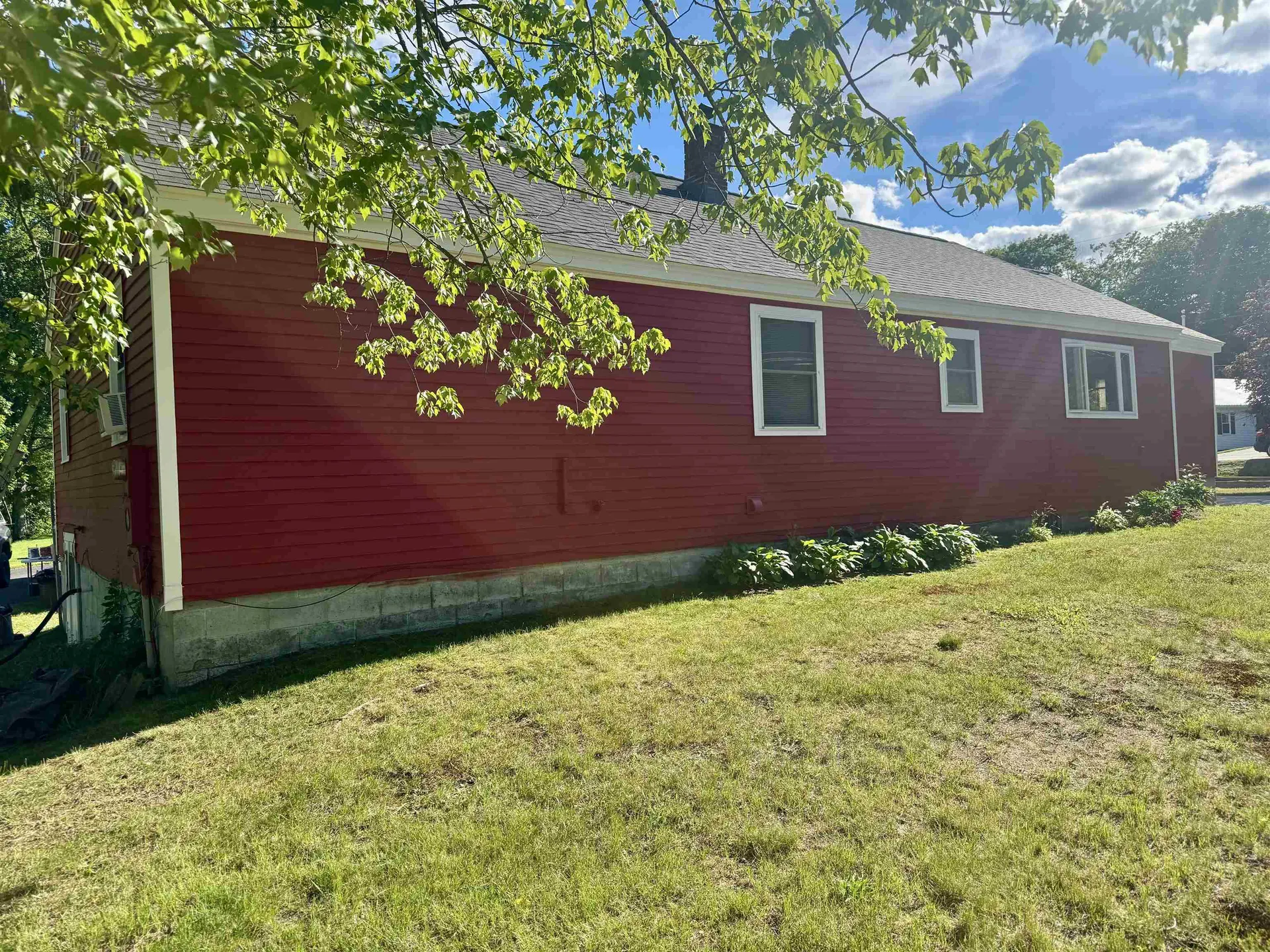 8 Grove Street Jaffrey NH 03452