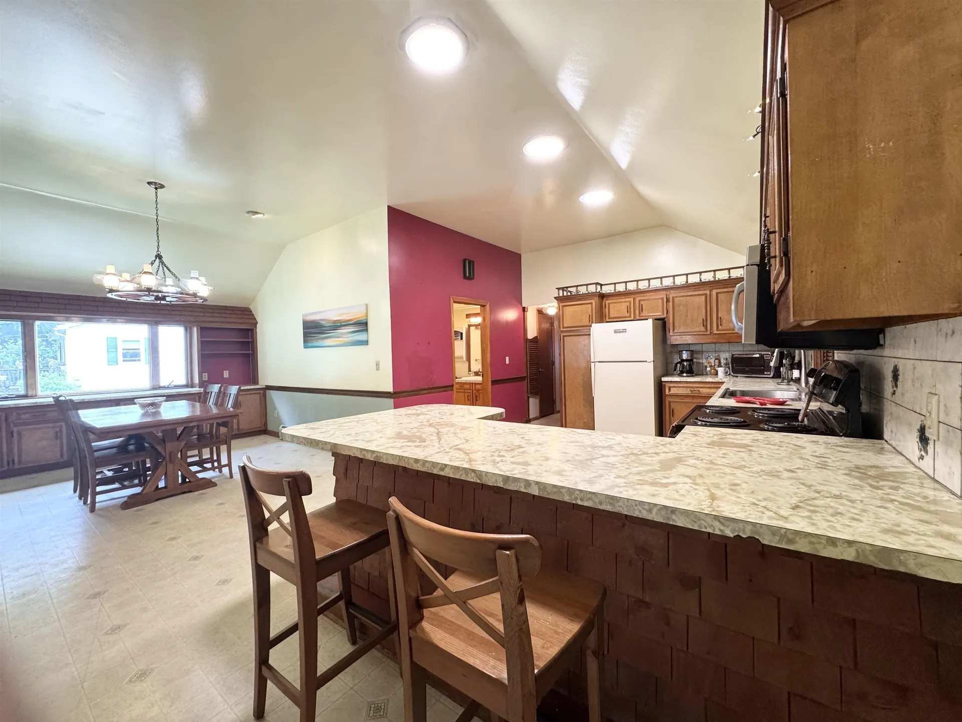 8 Grove Street Jaffrey NH 03452