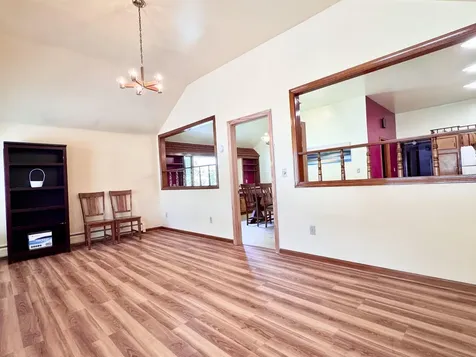 8 Grove Street Jaffrey NH 03452