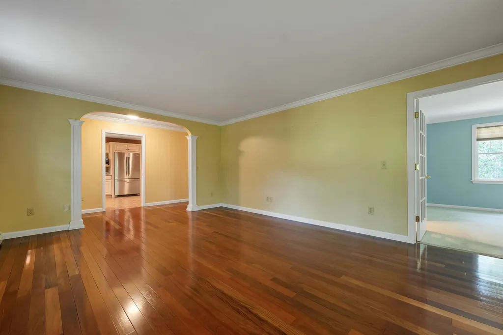 10 Shaws Lane Dover NH 03820