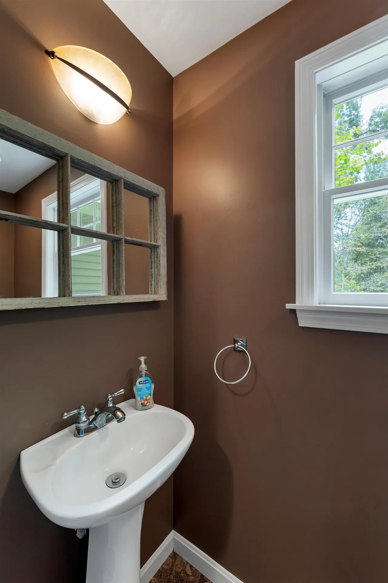 10 Shaws Lane Dover NH 03820