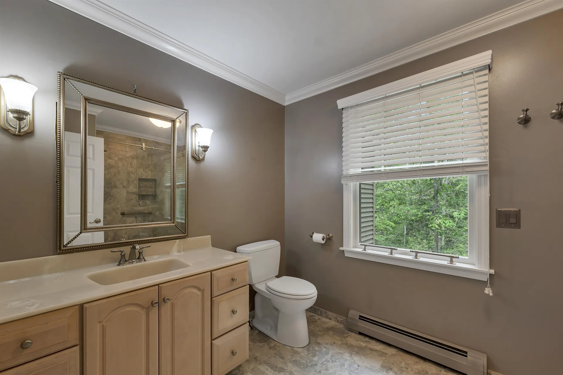 10 Shaws Lane Dover NH 03820
