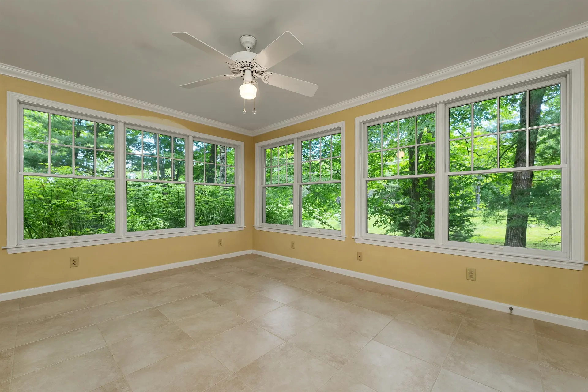 10 Shaws Lane Dover NH 03820