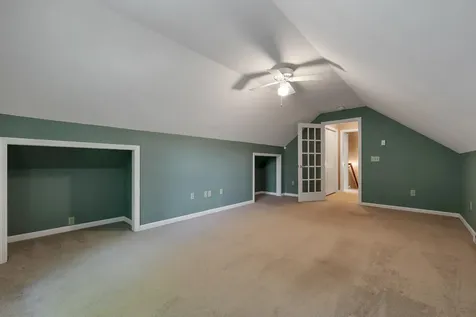10 Shaws Lane Dover NH 03820