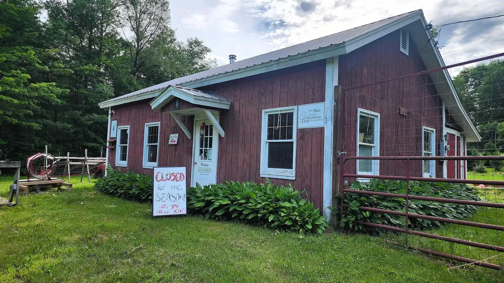 97 Stewart Lane Shrewsbury VT 05738