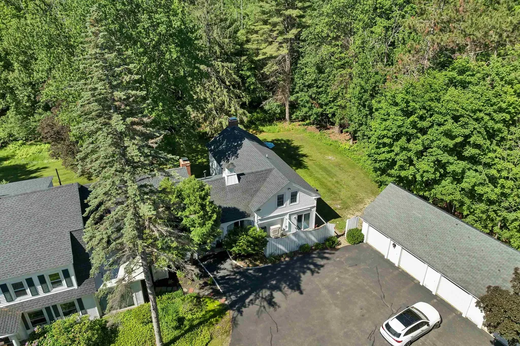 4 Farmhouse Lane Wolfeboro NH 03894