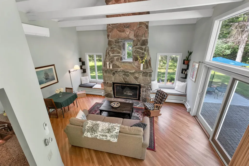 4 Farmhouse Lane Wolfeboro NH 03894