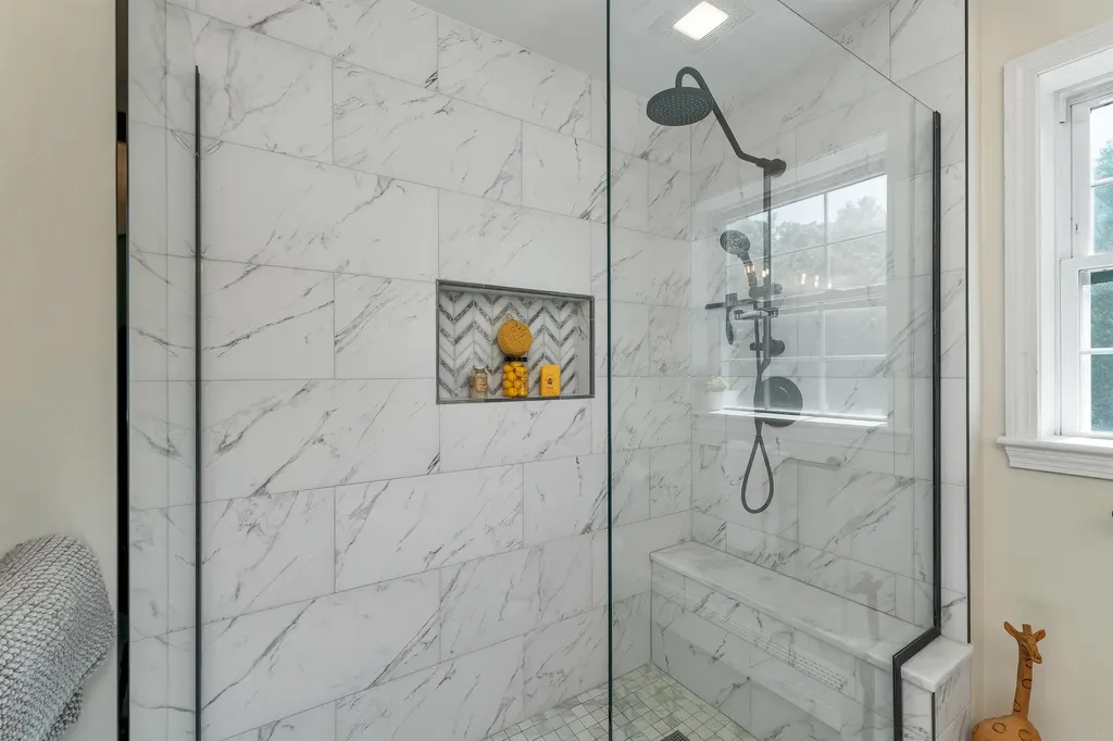 12 Longmeadow Road Windham NH 03087
