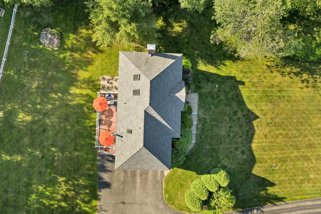 12 Longmeadow Road Windham NH 03087