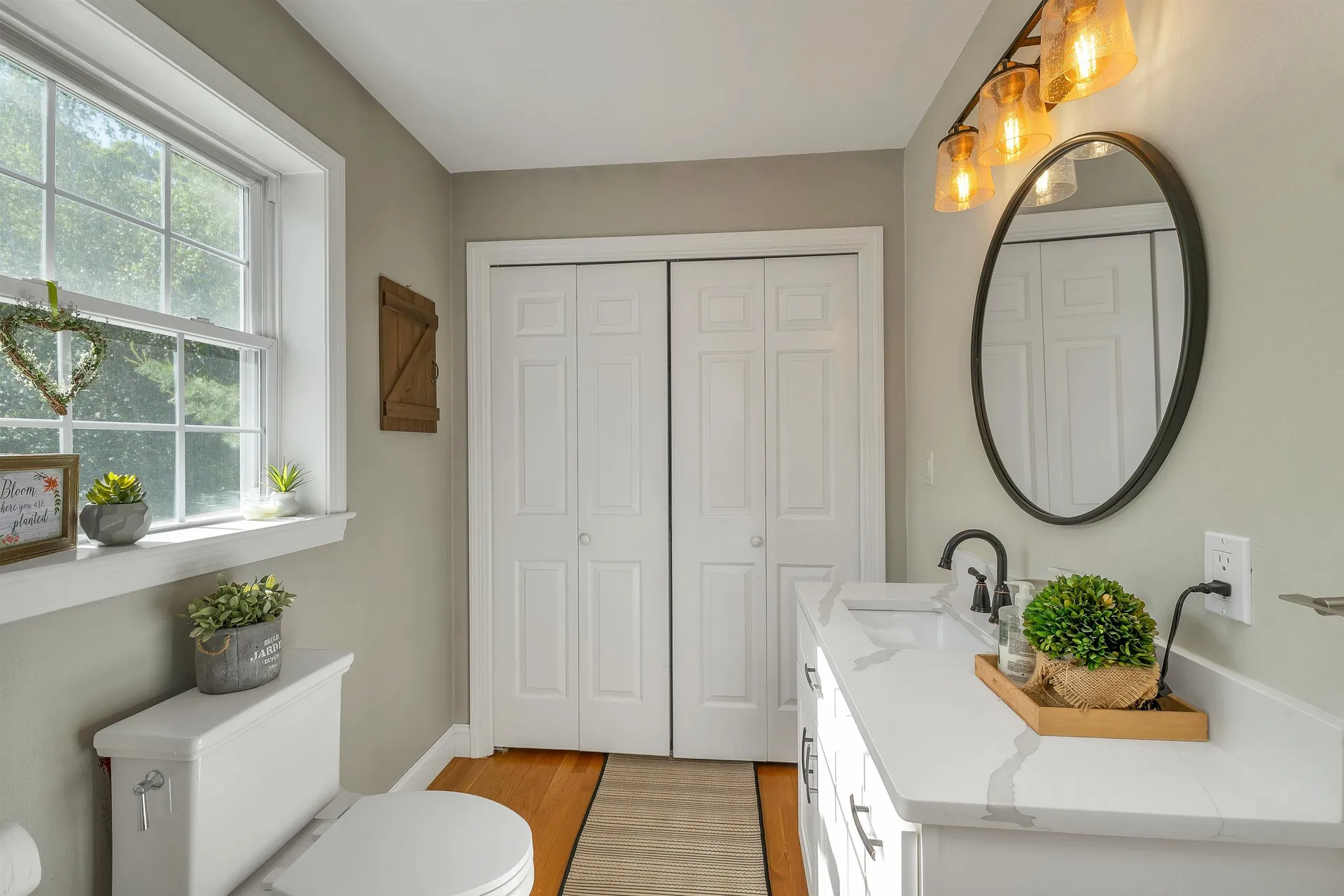 12 Longmeadow Road Windham NH 03087