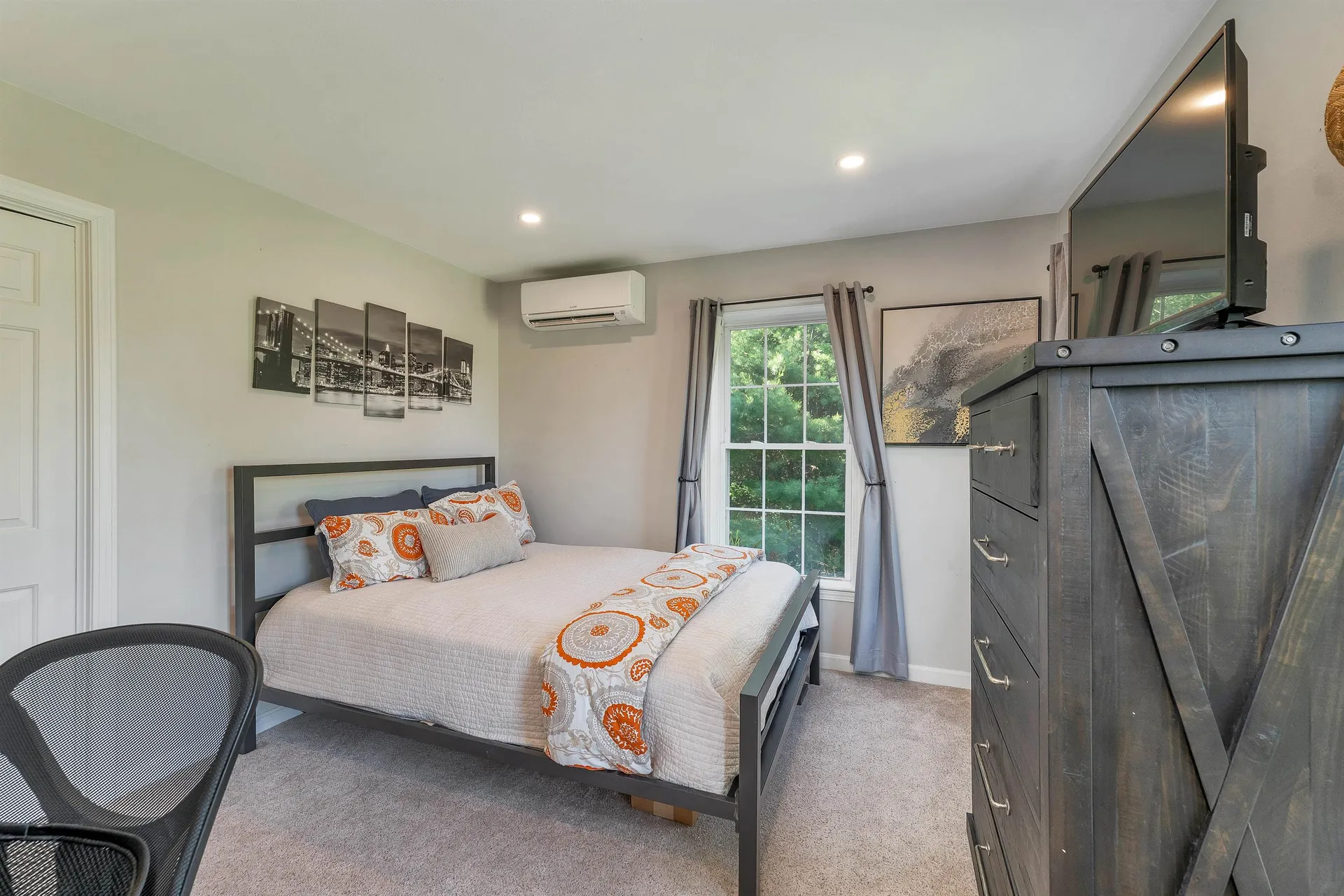 12 Longmeadow Road Windham NH 03087