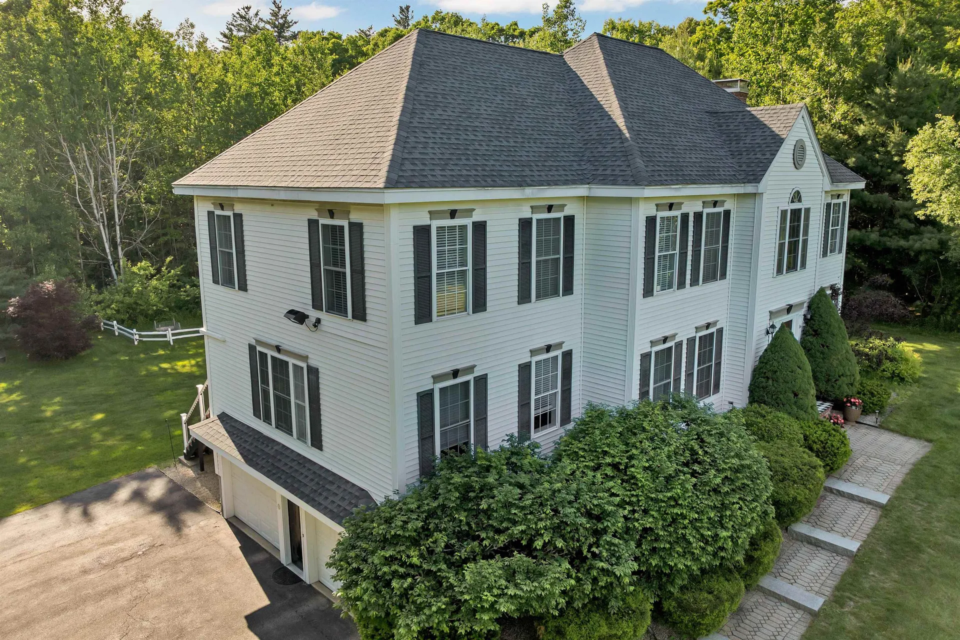 12 Longmeadow Road Windham NH 03087