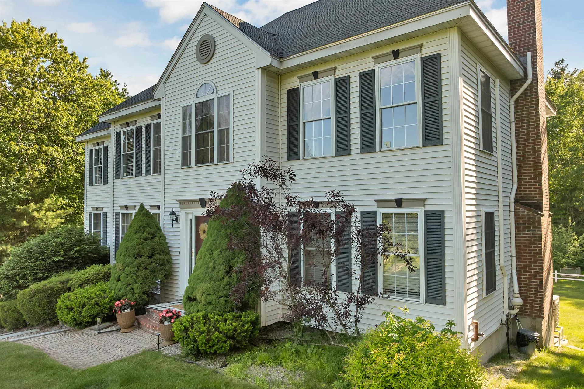 12 Longmeadow Road Windham NH 03087