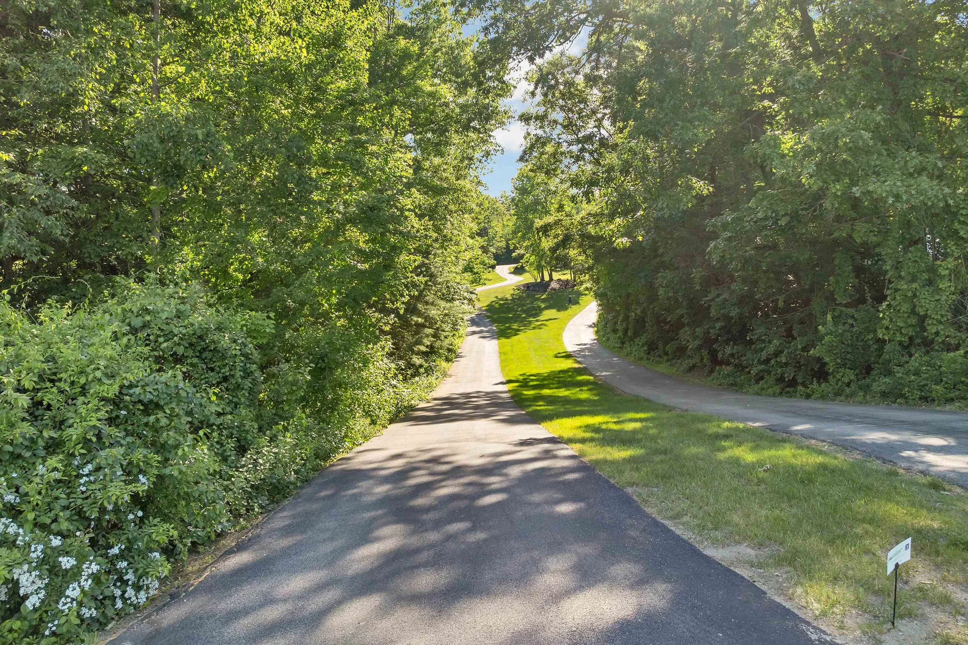 12 Longmeadow Road Windham NH 03087