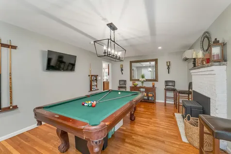 12 Longmeadow Road Windham NH 03087