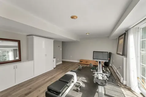 12 Longmeadow Road Windham NH 03087