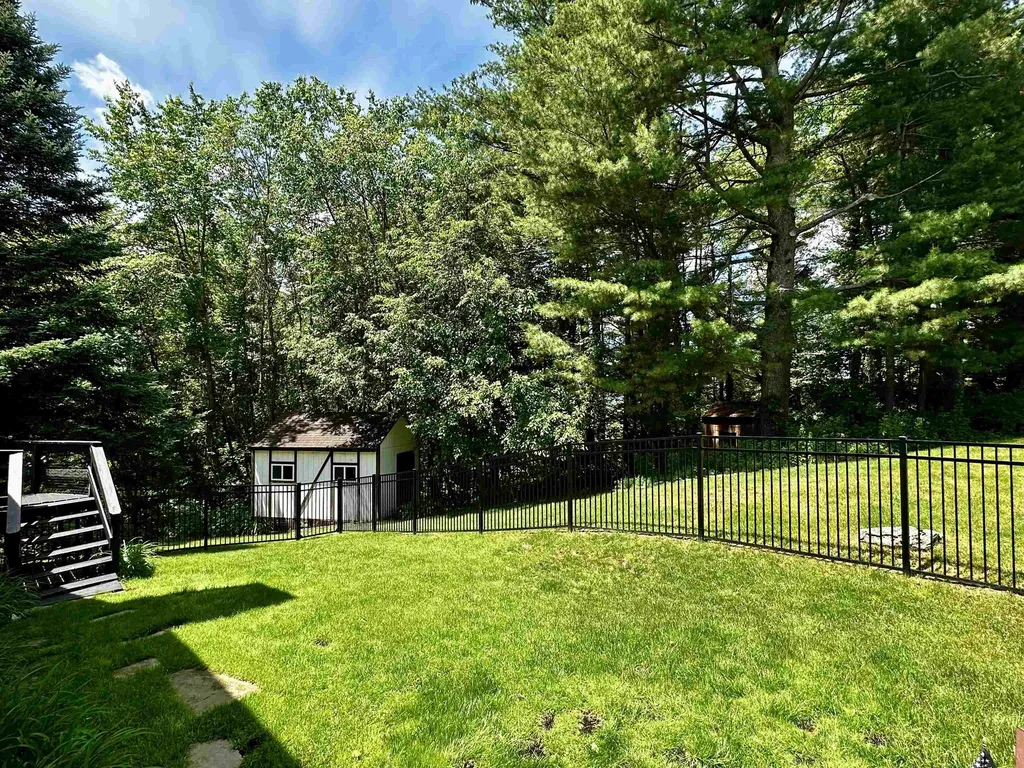 608 Orchard Hill Pittsford VT 05765