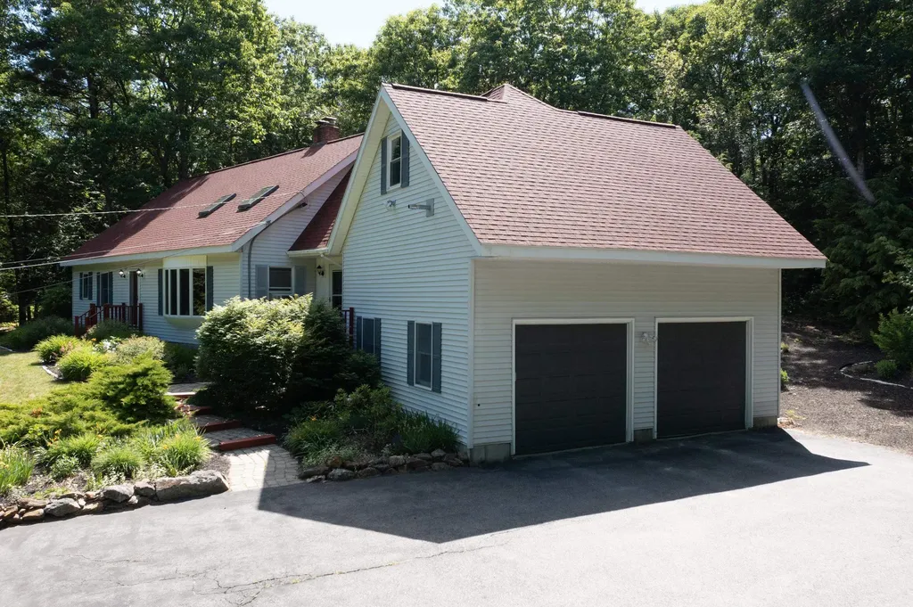 363 Page Hill Road New Ipswich NH 03071