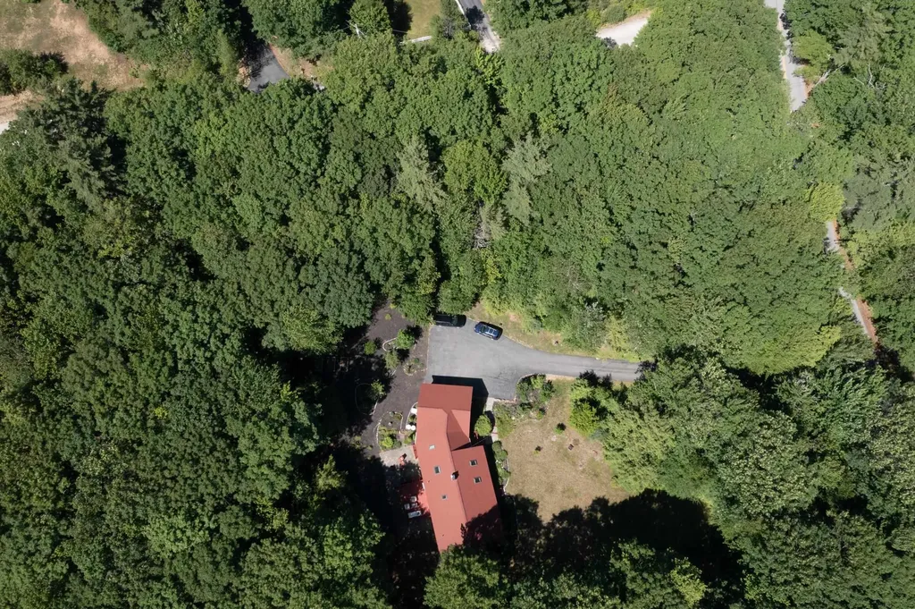 363 Page Hill Road New Ipswich NH 03071