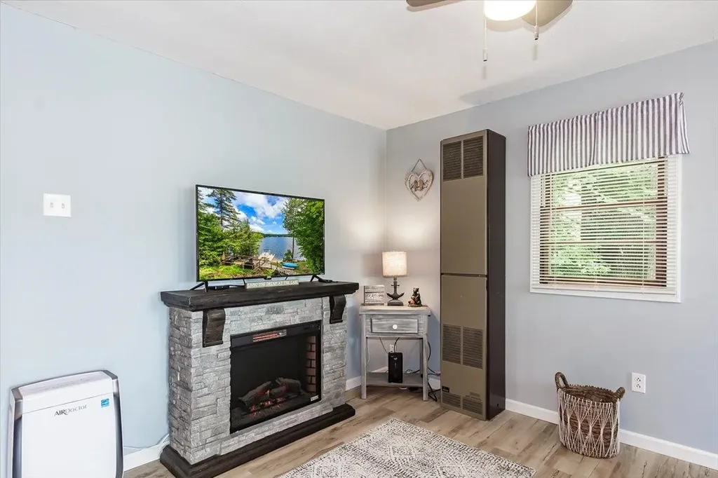 326 Hemlock Drive Gilmanton NH 03237