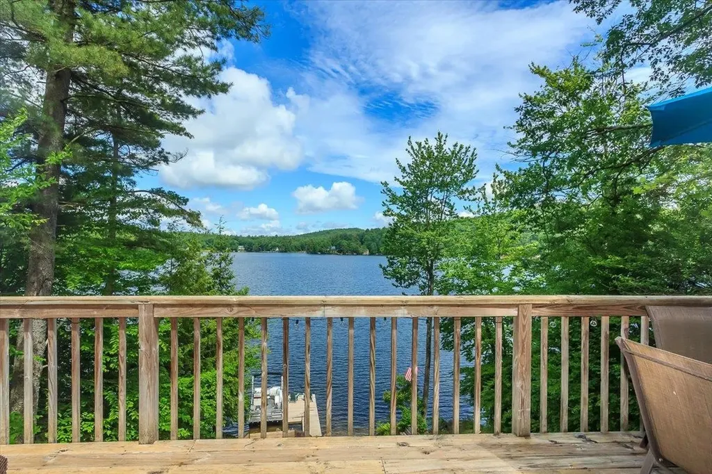 326 Hemlock Drive Gilmanton NH 03237