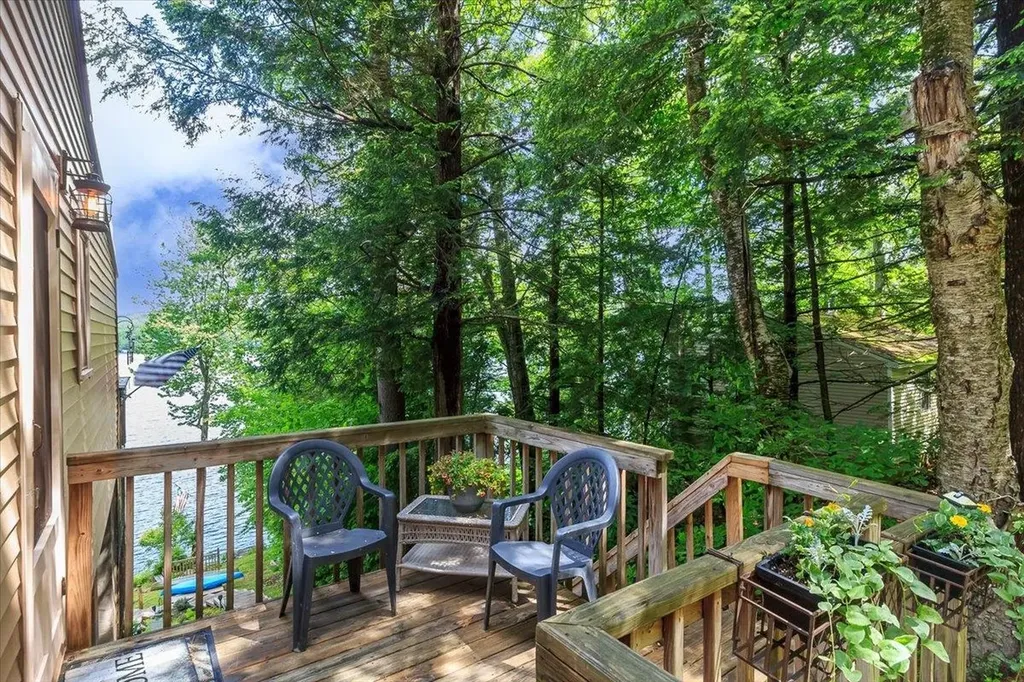 326 Hemlock Drive Gilmanton NH 03237