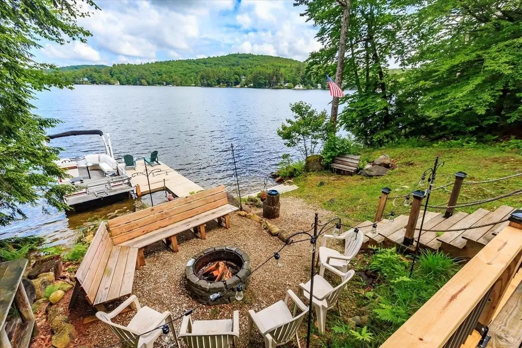 326 Hemlock Drive Gilmanton NH 03237