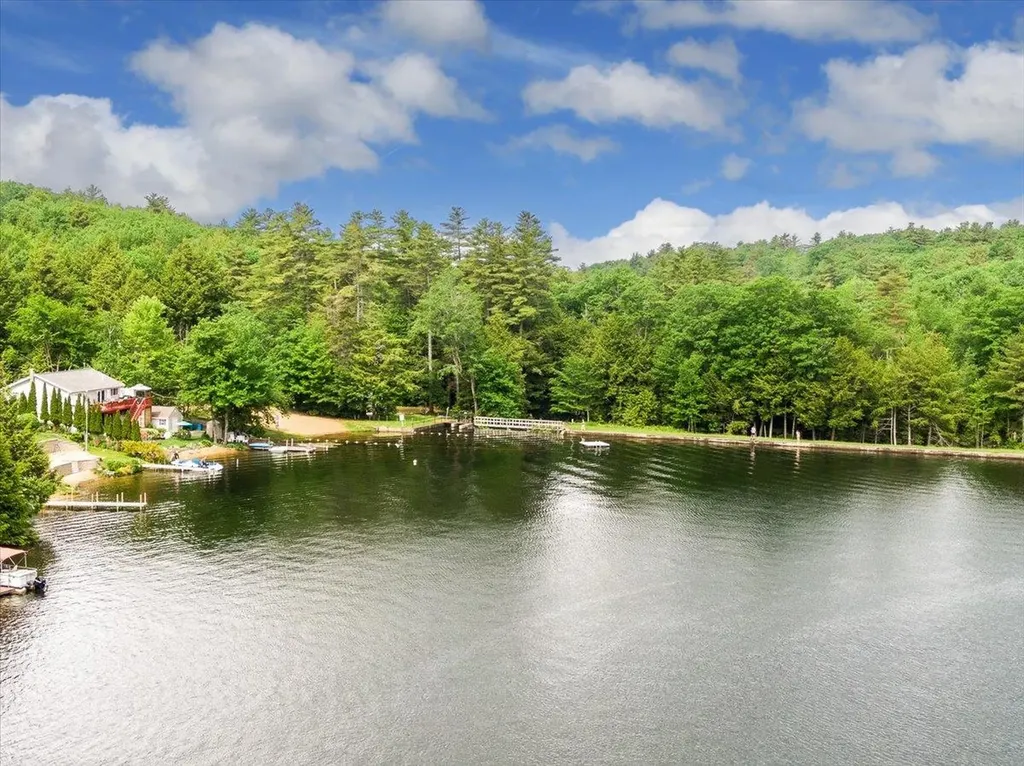 326 Hemlock Drive Gilmanton NH 03237