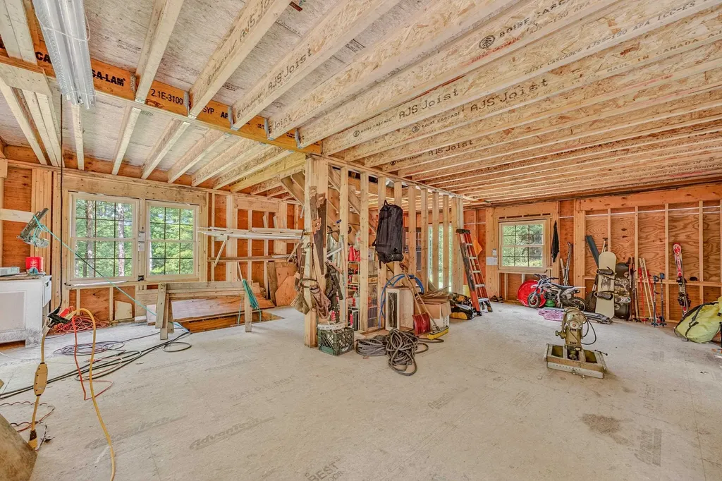 64 Beaver Pond Road Lyman NH 03585