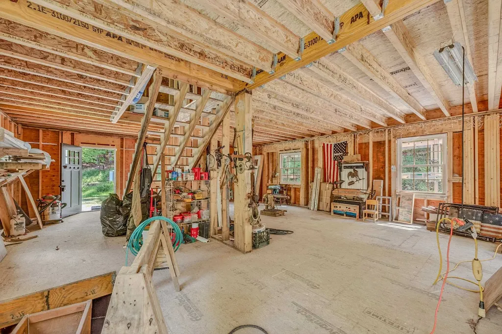 64 Beaver Pond Road Lyman NH 03585