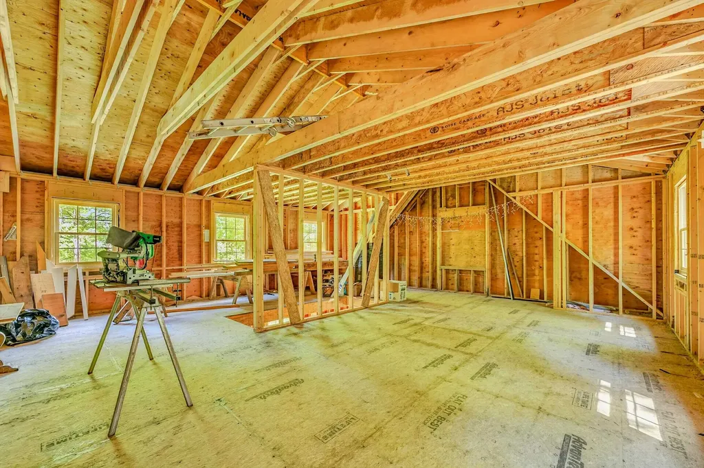 64 Beaver Pond Road Lyman NH 03585
