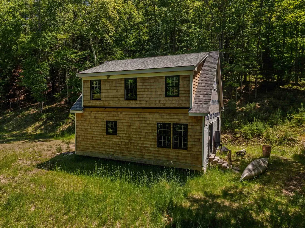 64 Beaver Pond Road Lyman NH 03585