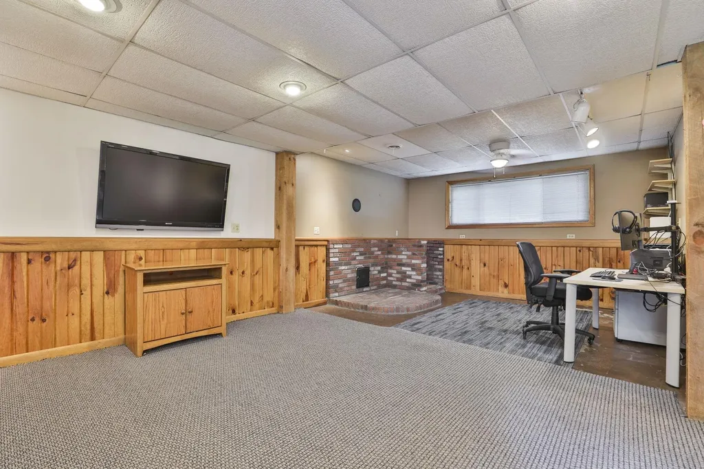 3 Friar Tuck Court Merrimack NH 03054